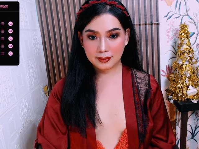 QueenAnika — live trans cam