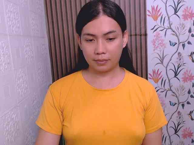 This model is live right now. FilipinaLover