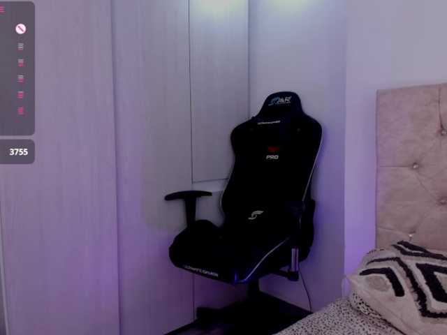 Nia-benson live cam on BongaCams