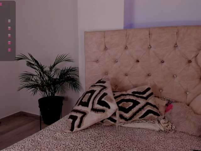 Nia-benson live cam on BongaCams