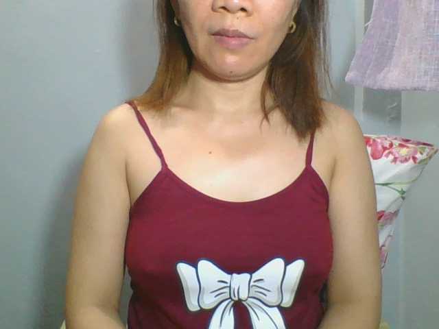 Sexynipps — live female cam