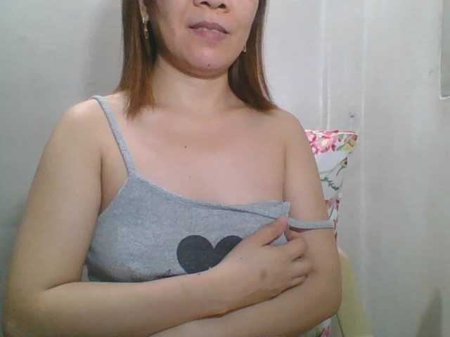Sexynipps live cam on BongaCams