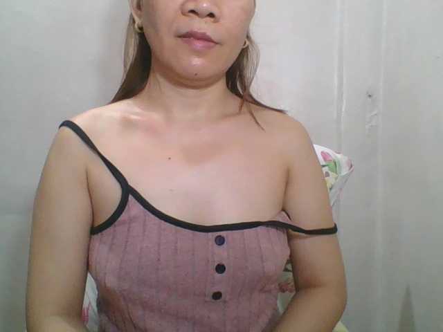 Sexynipps live cam on BongaCams