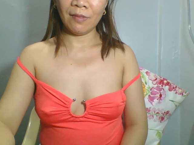 Sexynipps, live now on BongaCams