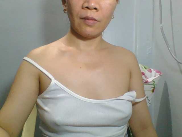 Sexynipps live cam on BongaCams