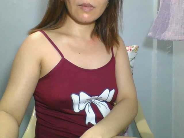 Sexynipps — live female cam