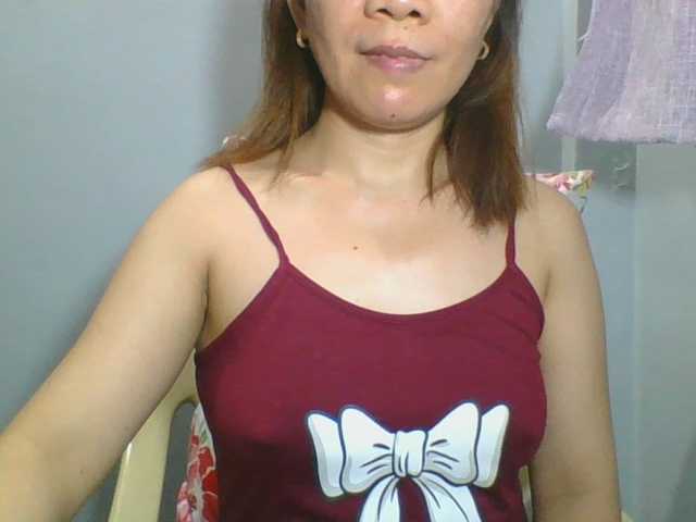 Sexynipps — live female cam