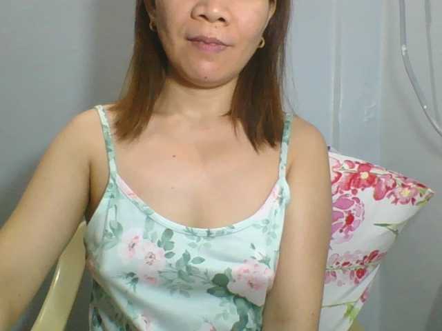 Sexynipps live cam on BongaCams