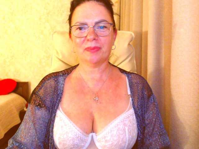 Monica-1203