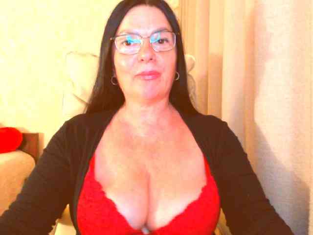 Monica-1203 webcam