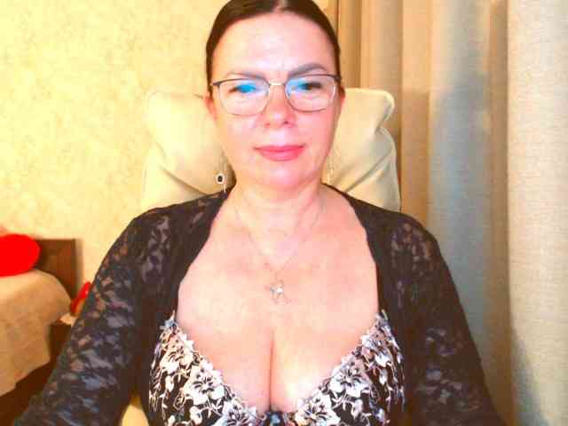 Monica-1203