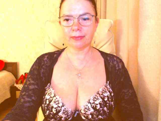 Monica-1203