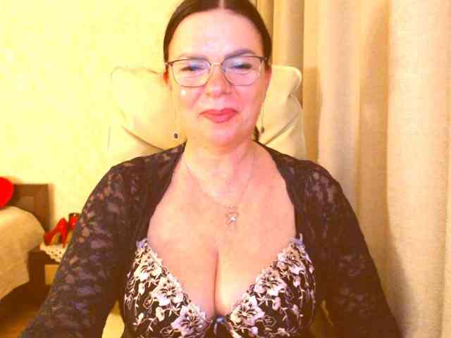 Monica-1203