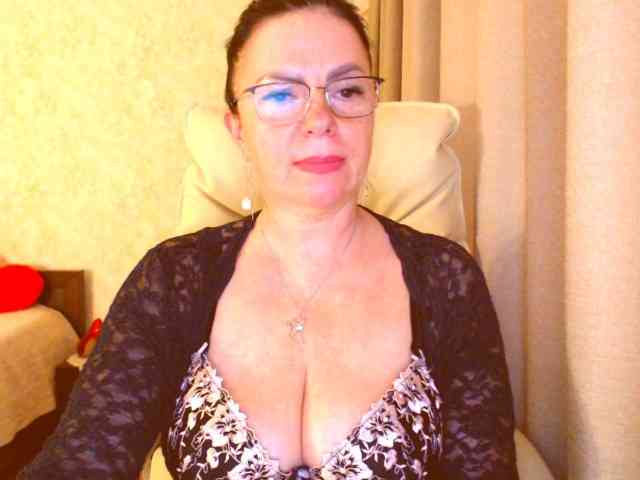 Monica-1203