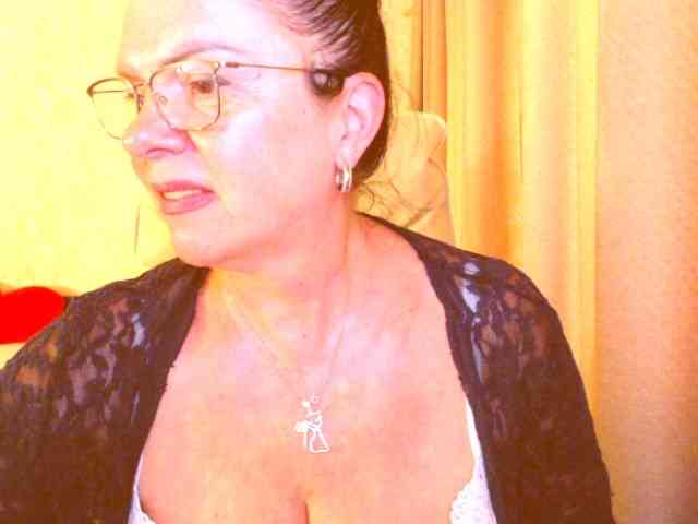 Monica-1203