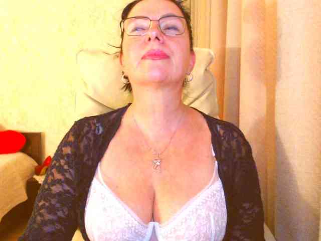 Monica-1203