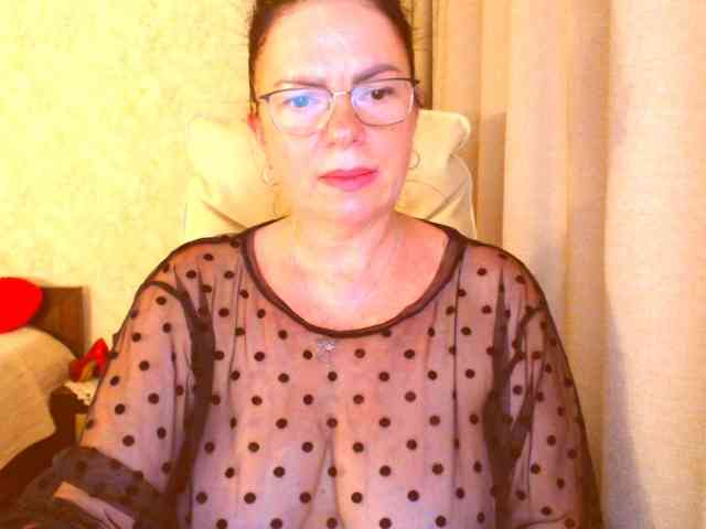 Monica-1203 webcam