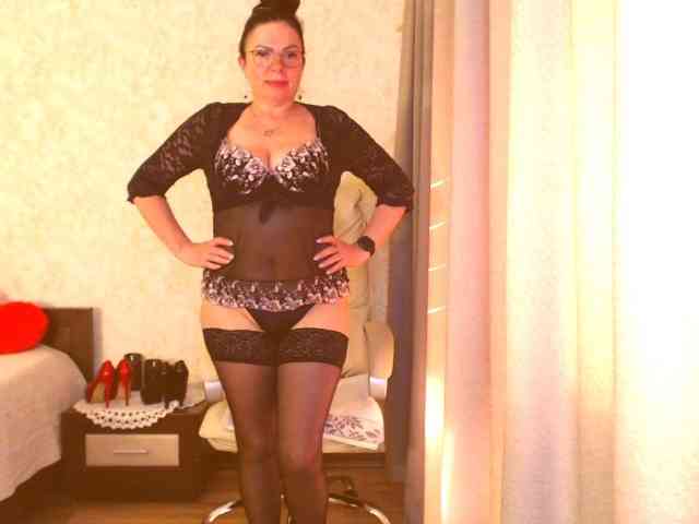 Monica-1203