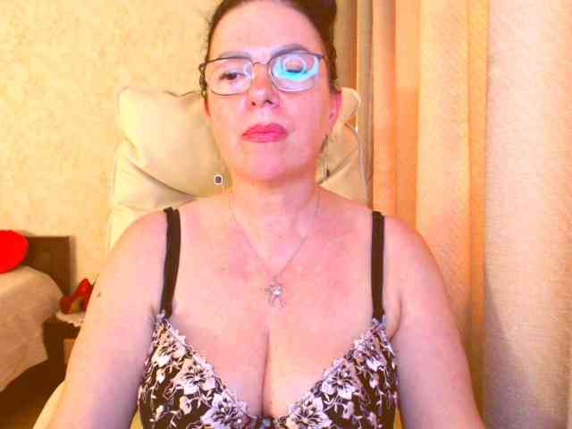 Monica-1203