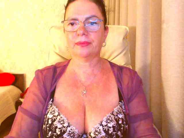 Monica-1203