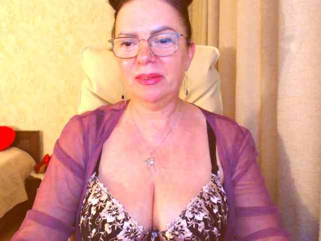Monica-1203