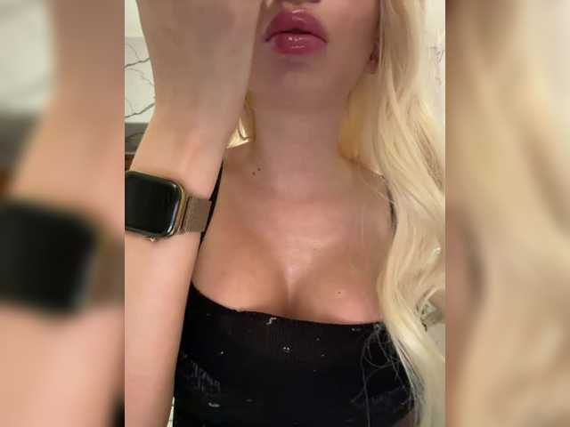 GoldPussy69 live cam on BongaCams