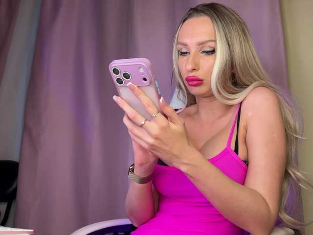 GoldPussy69 live cam on BongaCams
