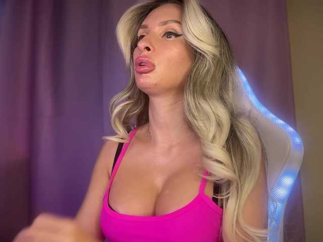 GoldPussy69 live cam on BongaCams