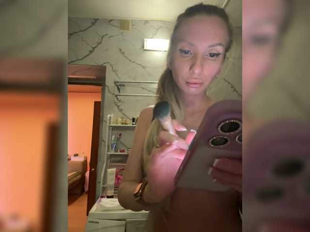 GoldPussy69 live cam on BongaCams