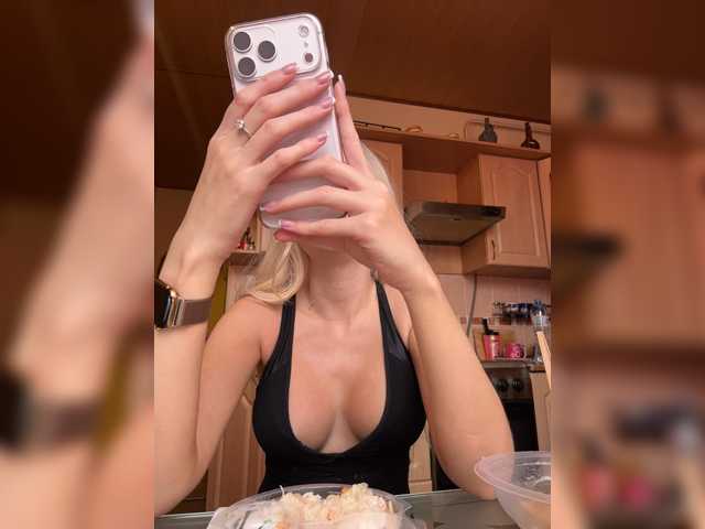 GoldPussy69 live cam on BongaCams
