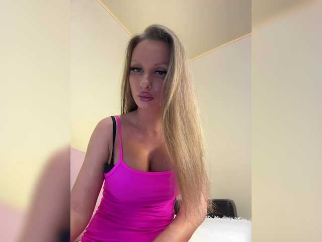 GoldPussy69 live webcam show