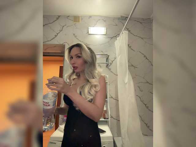 GoldPussy69 live cam on BongaCams