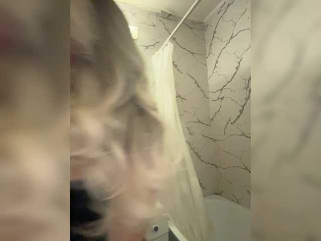 GoldPussy69 live cam on BongaCams