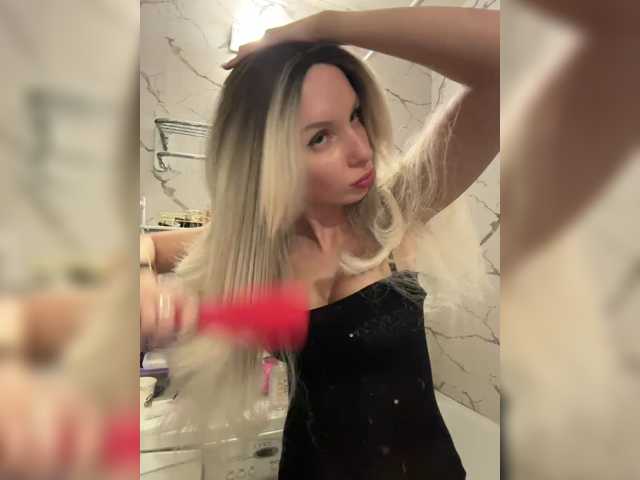 GoldPussy69 live cam on BongaCams