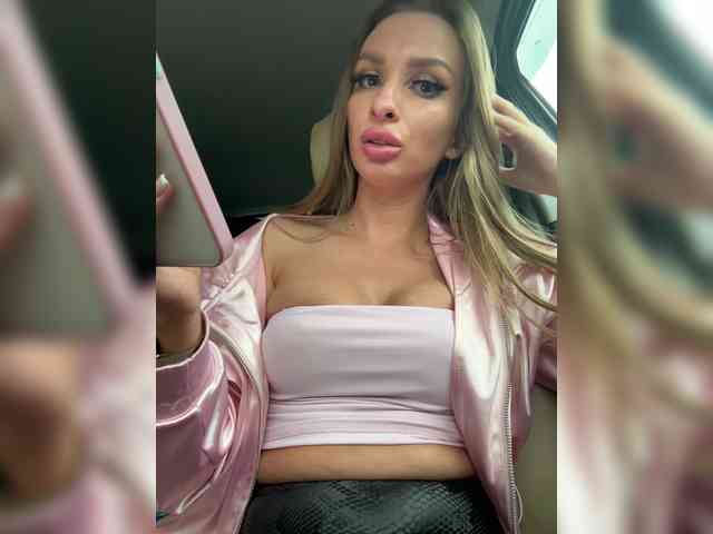 GoldPussy69 webcam