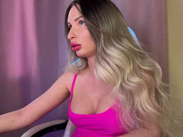 GoldPussy69 webcam