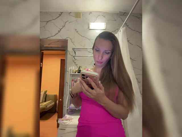 GoldPussy69 webcam