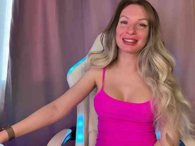 GoldPussy69 webcam
