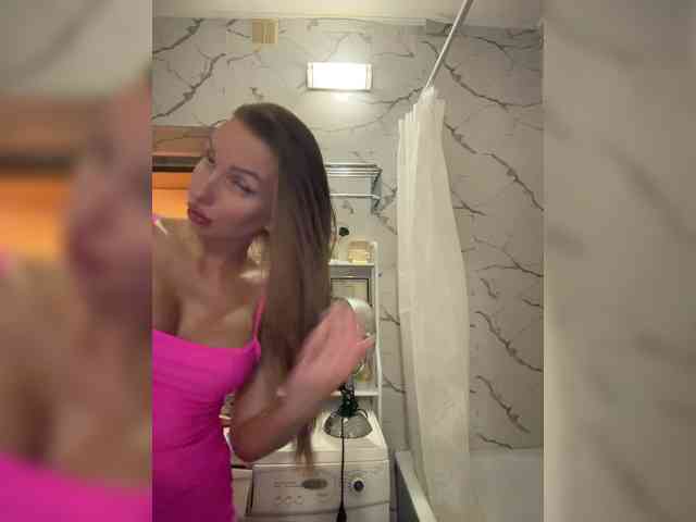 GoldPussy69 webcam