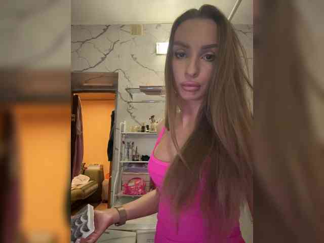 GoldPussy69 webcam