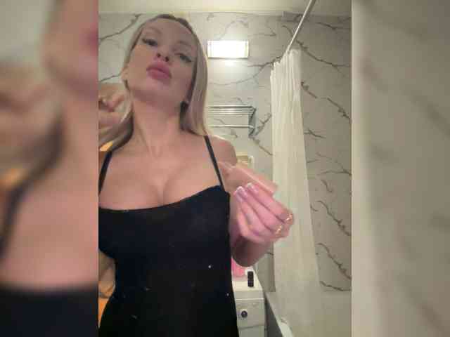 GoldPussy69 GoldPussy69