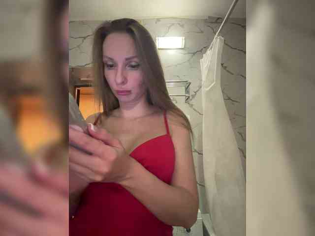 GoldPussy69 webcam