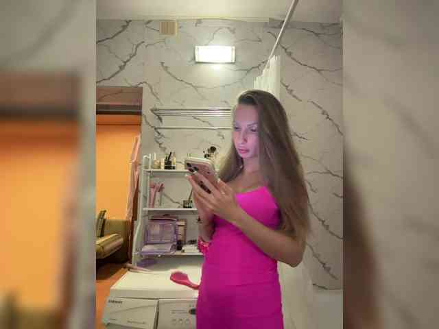 GoldPussy69 webcam