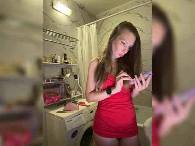 GoldPussy69 webcam