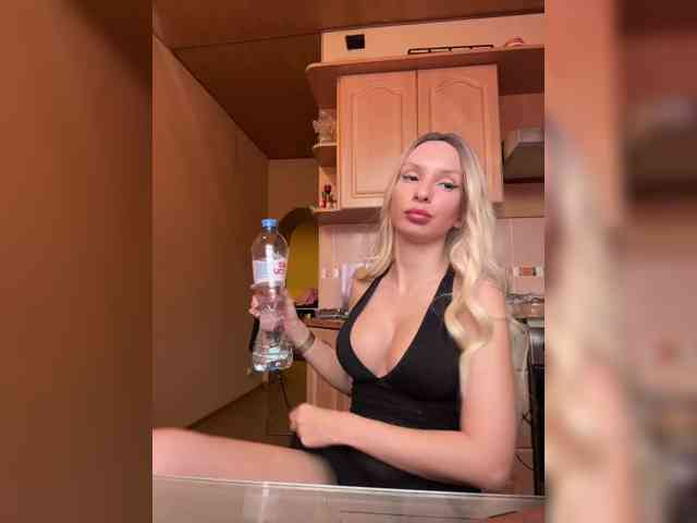 goldpussy69's live room