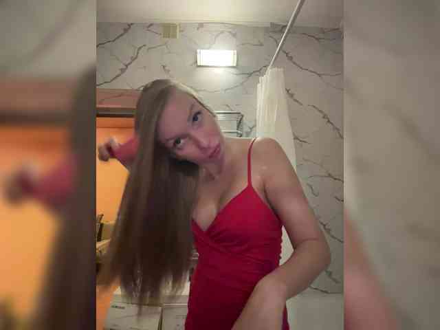 GoldPussy69 webcam