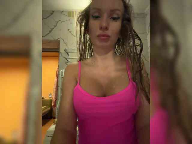 GoldPussy69 webcam