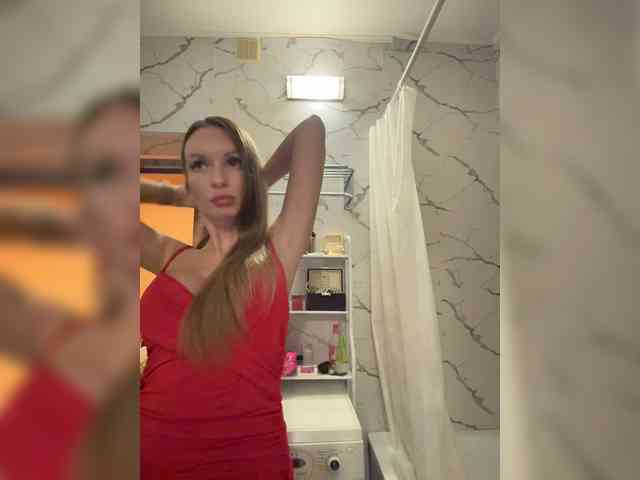 GoldPussy69 webcam