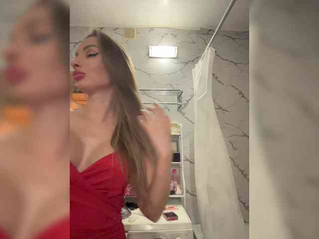 GoldPussy69 webcam