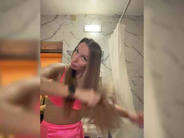 GoldPussy69 webcam